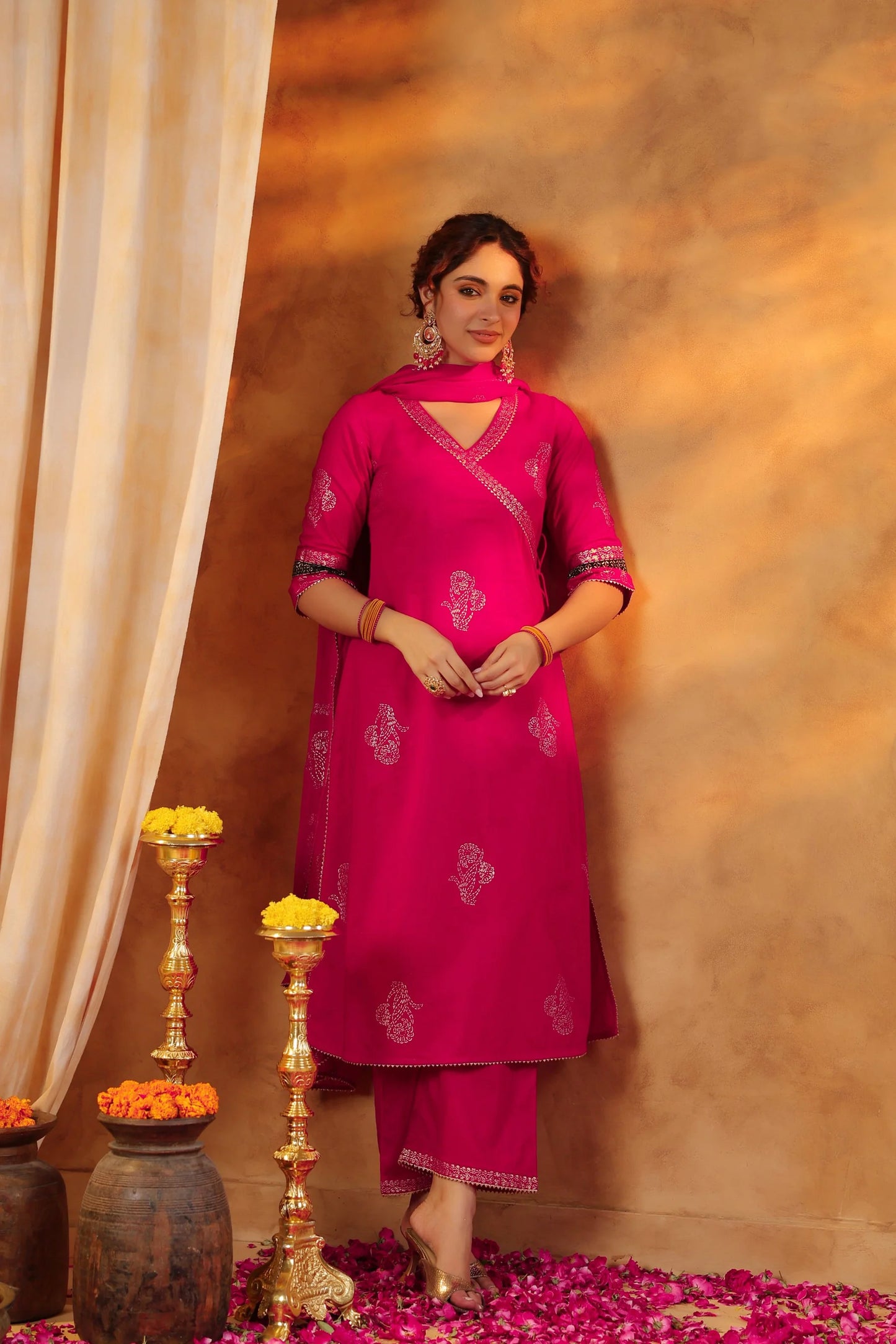 Luxury Gold Print Kurta Set with Pant and Dupatta for Women Partywear and Traditional Events