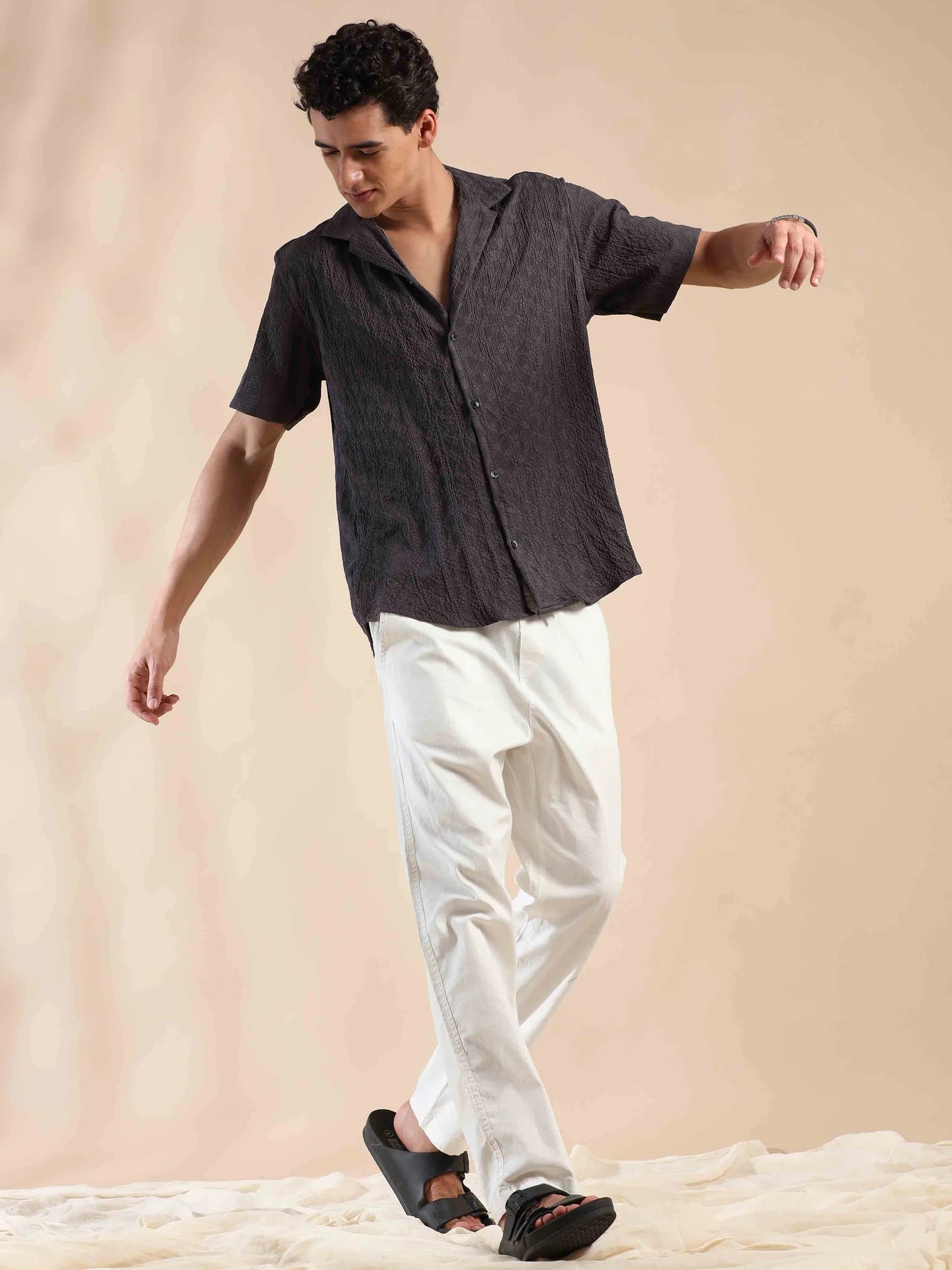 Lightweight Pebble Beach Paradise Popcorn Shirt for Men with Modern Styling