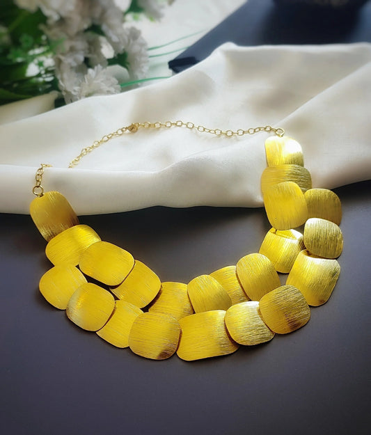 Chic Double Layer Brass Necklace in Golden Gleam Finish