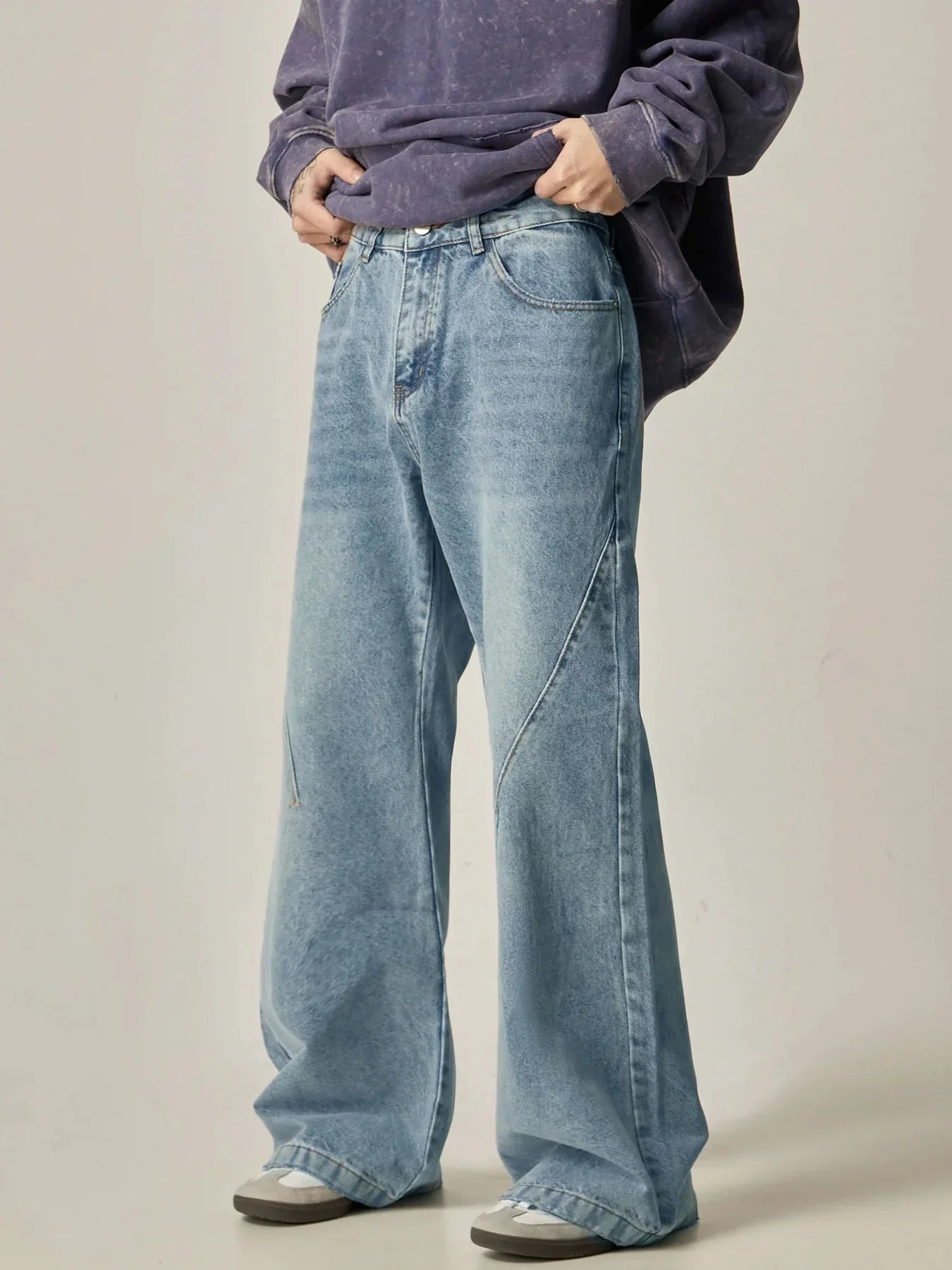 Mens Flare Fit Blue Wash Jeans with Smooth Clean Design for Everyday Wear