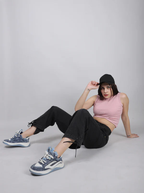 Mid Waist Black Denim Jeans for a Comfortable and Timeless Casual Look