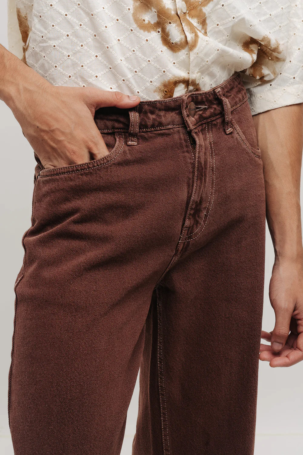 Brown Men’s Straight Fit Jeans Classic Everyday Denim Pants for Casual Wear