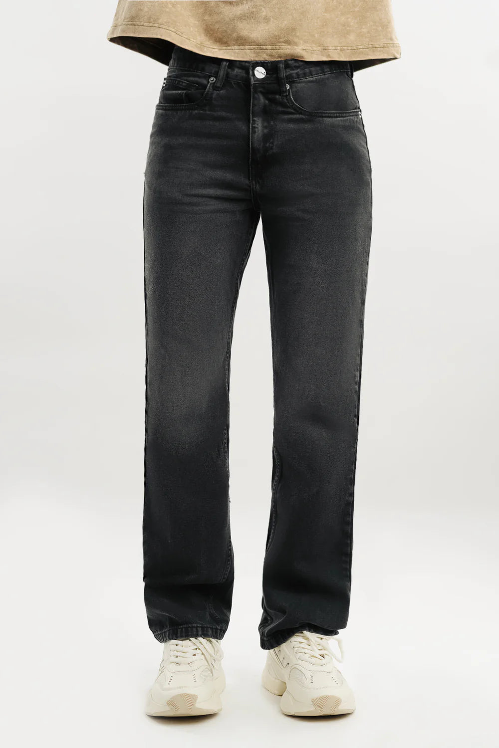 Charcoal Men’s Straight Jeans Classic Everyday Denim Pants for Modern Casual Wear