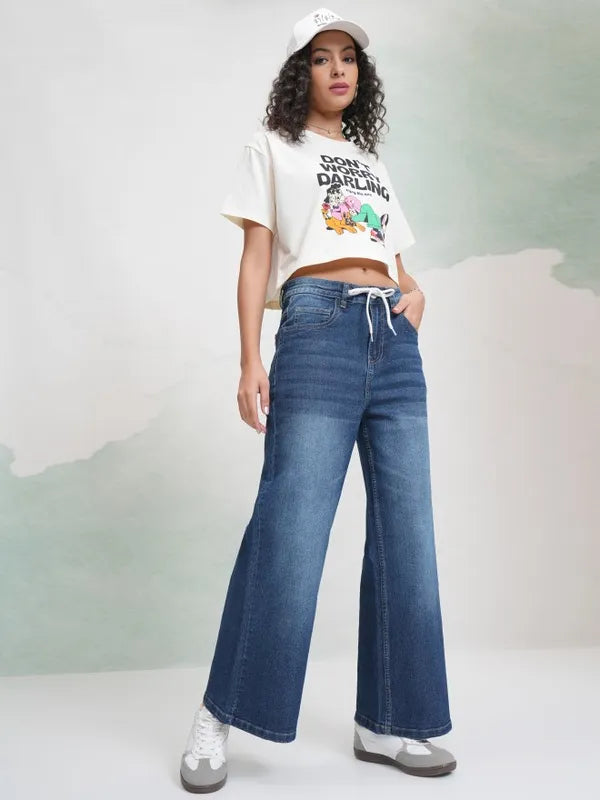 Women Blue Stretchable Denim Wide Leg Jeans with Relaxed and Trendy Look