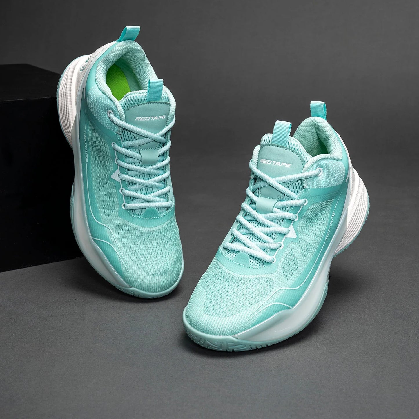 Trendy Men’s Lifestyle Casual Sneakers for Comfort and Fashion