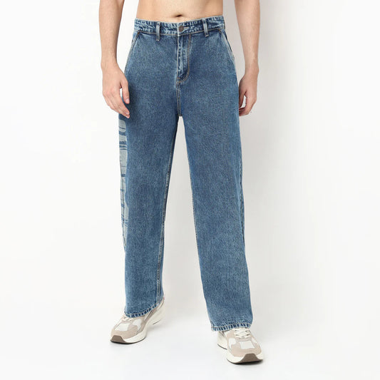 Everyday Casual Anti-Fit Denim Jeans for Men with Modern Cut