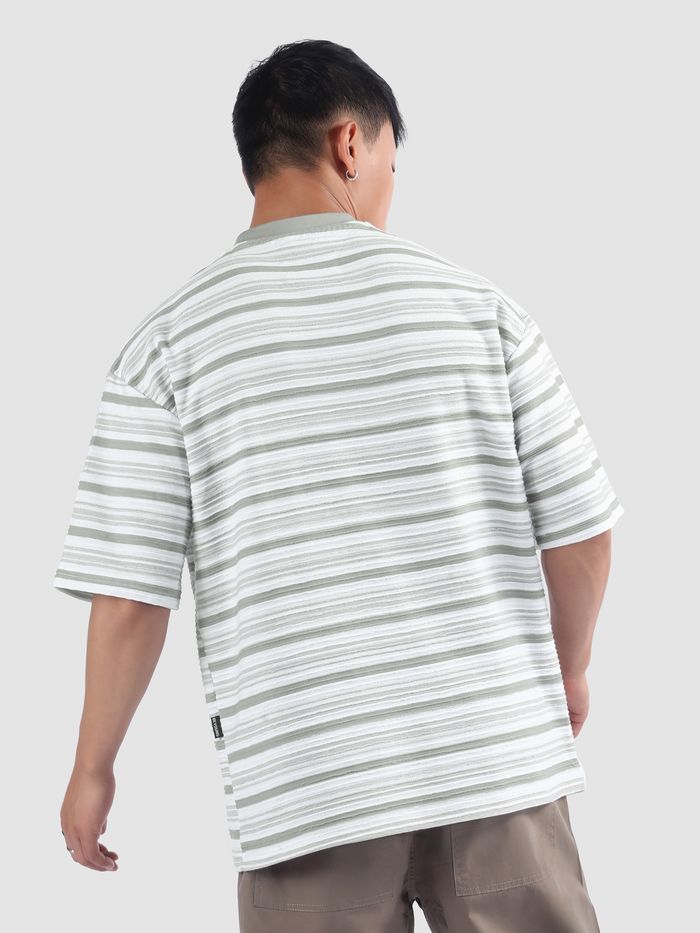 Modern Casual Men’s Grey Stripe Textured Oversized T-Shirt for Everyday Outings