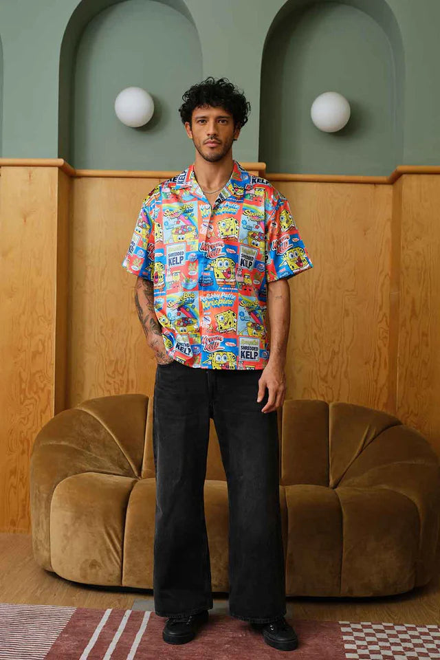 Casual Men’s Krabby Patty Junkies Oversized Shirt with Soft Cotton Material
