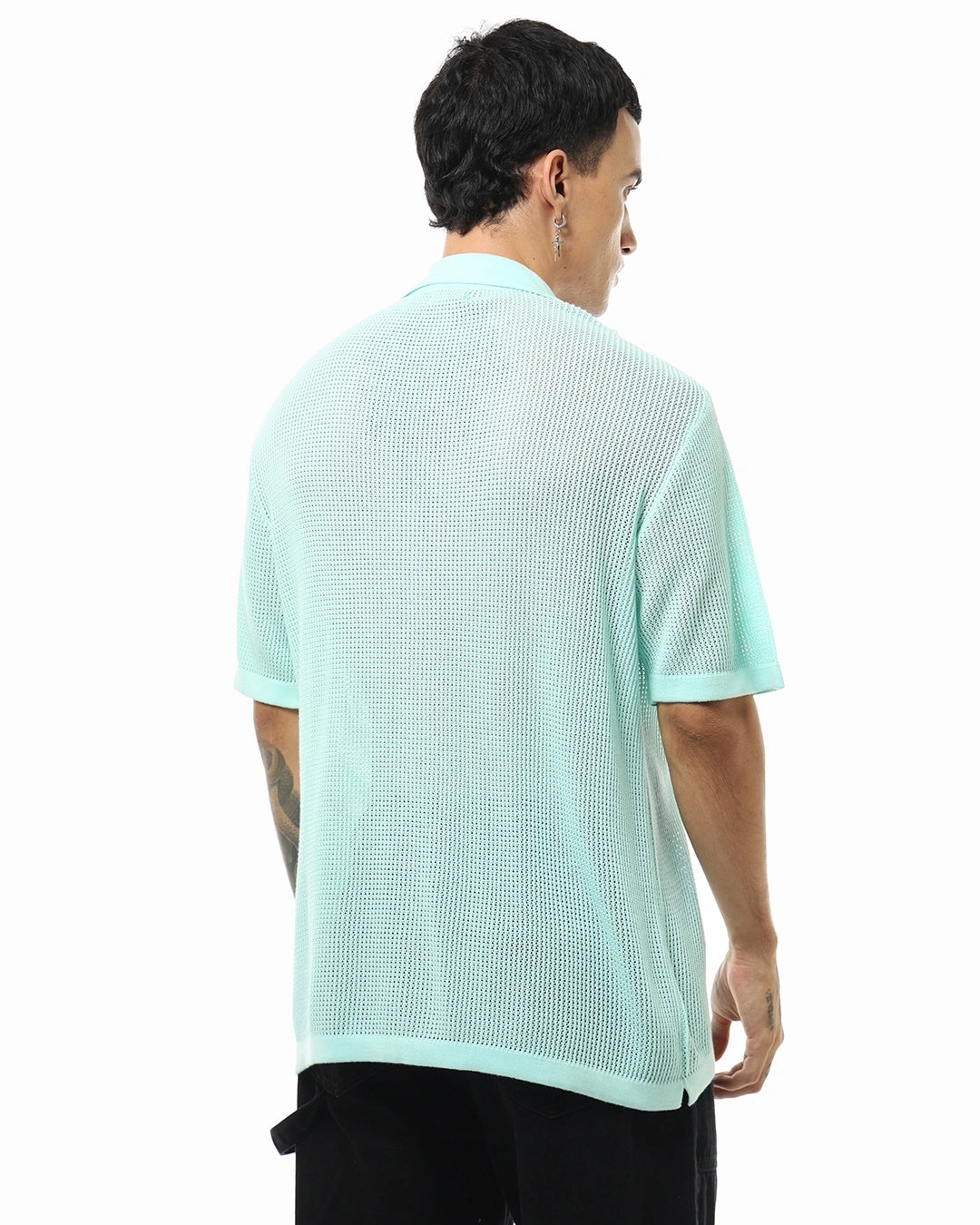 Fashionable Men’s Blue Oversized Shirt with Textured Design – Contemporary Streetwear for Effortless Everyday Style