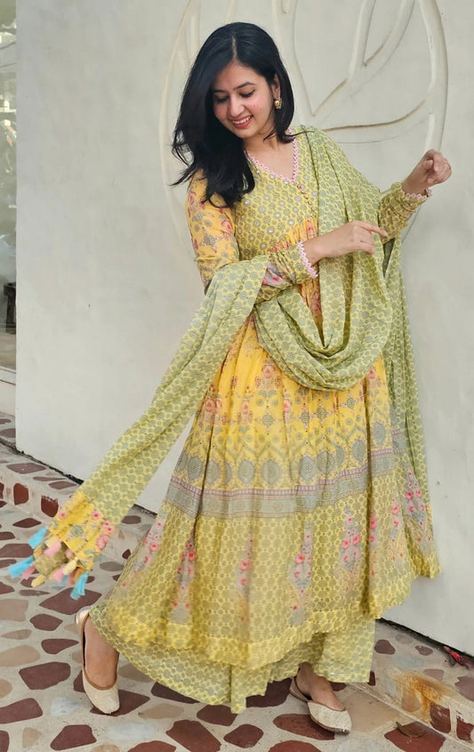 Women’s Olive Green Chinon Kurta Ensemble with Elephant & Peacock Motifs